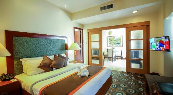 Makati Palace Hotel image 12